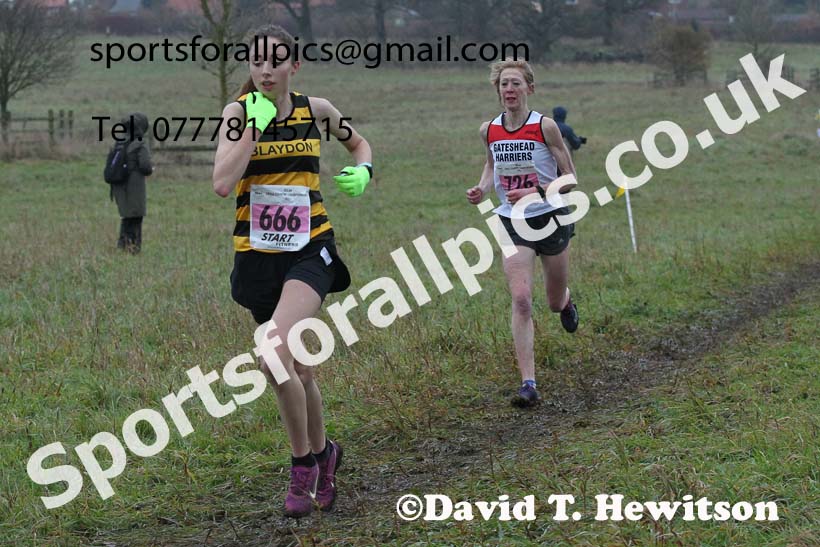 Senior women, 2021 North Eastern Cross Country Championships, Sedgefield. Photo: David T. Hewitson/Sports for All Pics